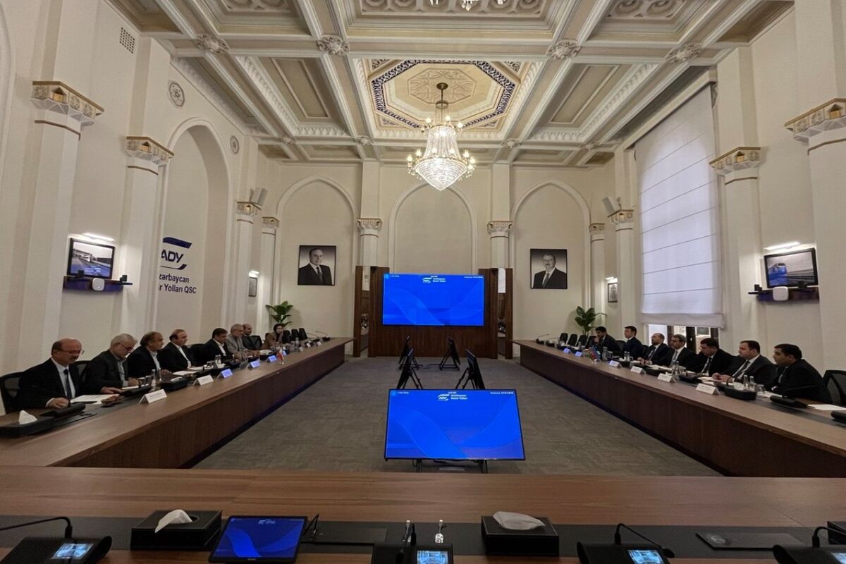 استاندار اردبیل در جمهوری آذربایجان