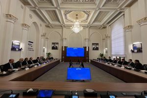 تاکید استاندار اردبیل در جمهوری آذربایجان بر توسعه همکاری‌های اقتصادی و مدیریت شهری 