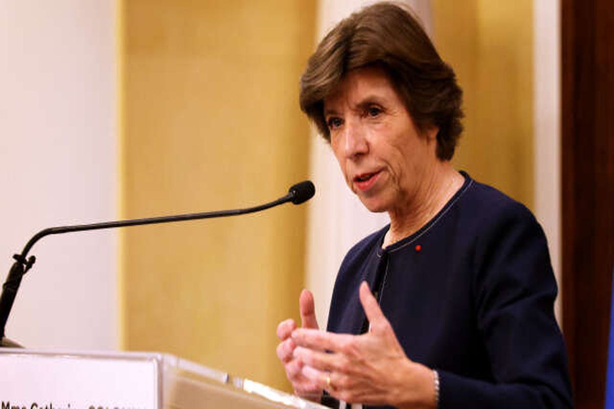 کاترین کولونا، وزیر خارجه فرانسه