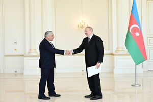 سفیر ایران در آذربایجان استوارنامه خود را تقدیم الهام علیف کرد