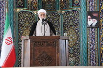 آینده انقلاب اسلامی در دستان جوانان مؤمن و انقلابی است