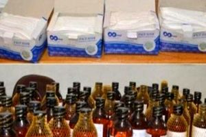 کشف دستکش و الکل احتکار شده در اصفهان / دستگیری 5 محتکر