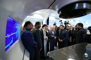 بازدید رهبر انقلاب از نمایشگاه شرکتهای دانش‌ بنیان و فناوری های برتر