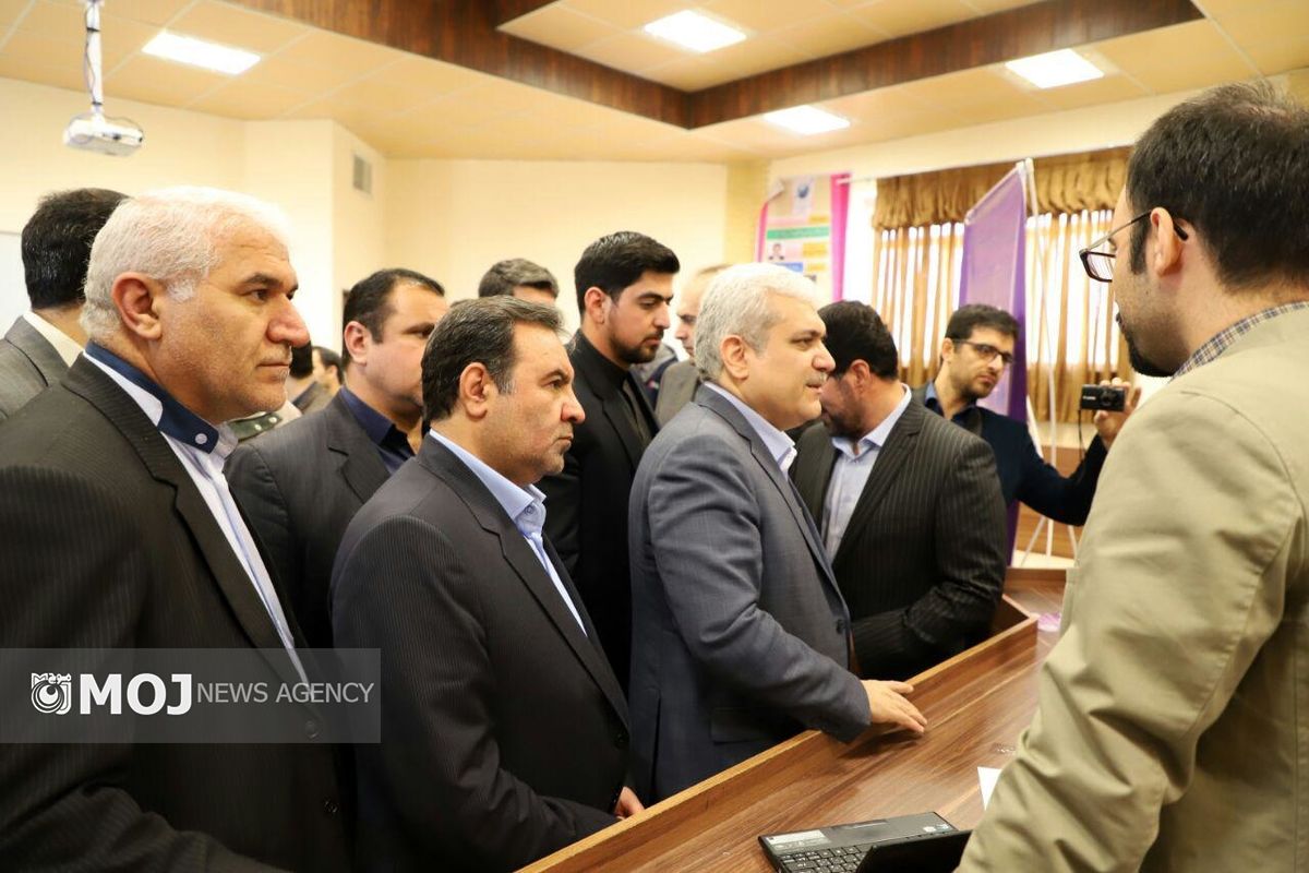 معاون علمی رئیس جمهور افتتاح مرکز آیت الله بروجردی