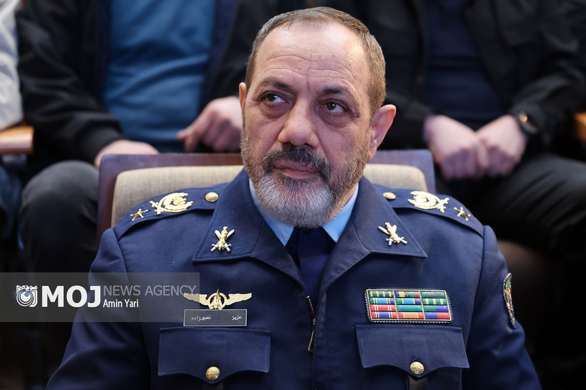 امیر نصیرزاده  + وزیر دفاع