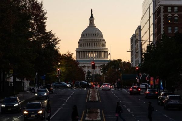 پایان طولانی‌ترین تعطیلی دولت آمریکا با تصویب لایحه بودجه در سنا