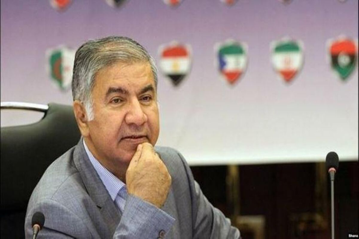 حسین کاظم‌ پور اردبیلی