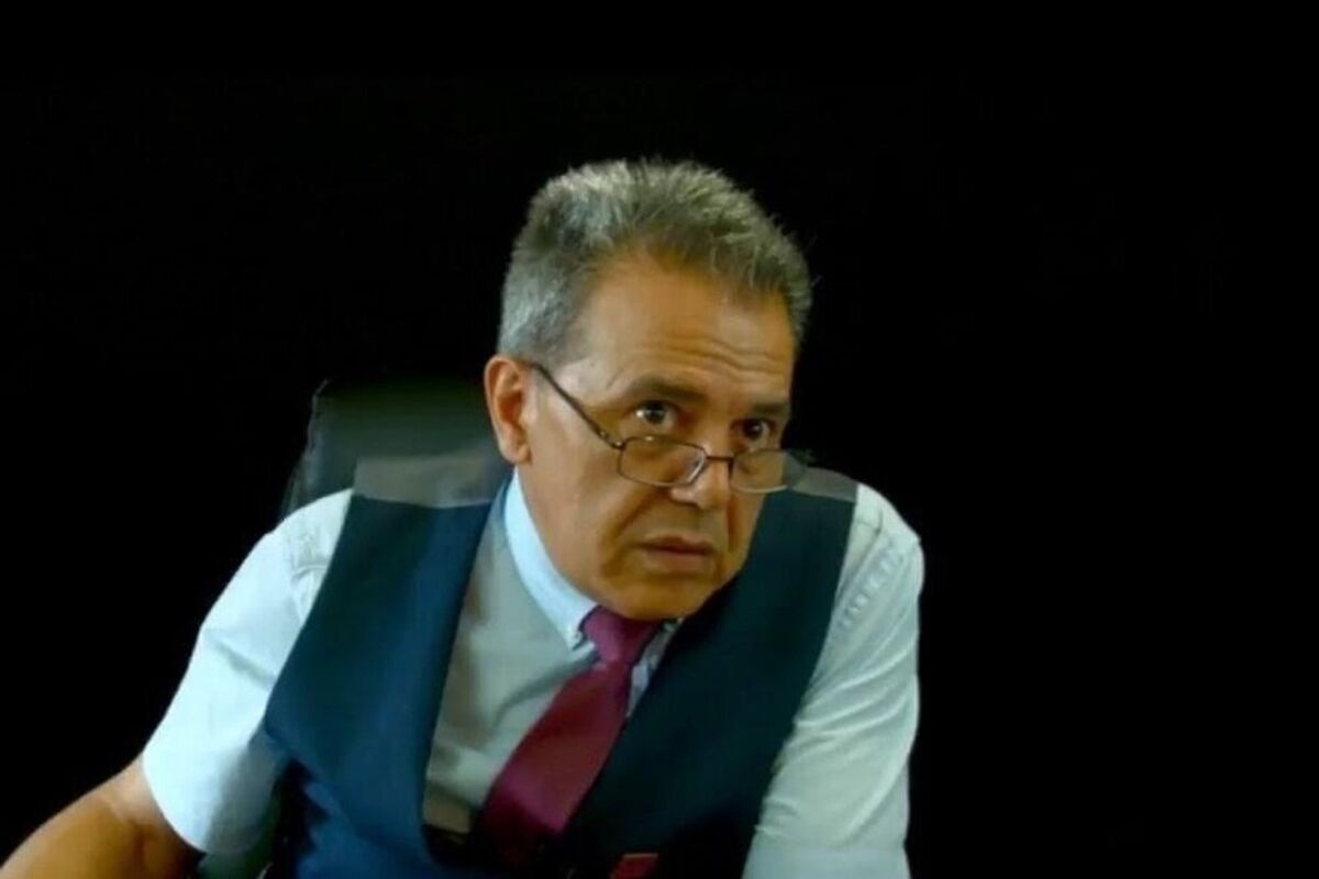 جمشید شارمهد