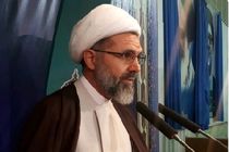 دانشجویان نباید به ابزار گروه و احزاب تبدیل شوند