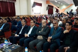 همه ظرفیت علمی دانشگاه در خدمت توسعه استان  