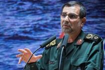 دشمنان خواهند دید که حاج قاسم‌ ها انتقامی سخت می‌ گیرند