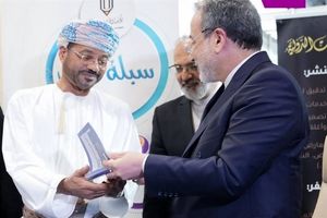  وزیر خارجه عمان از عراقچی قدردانی کرد