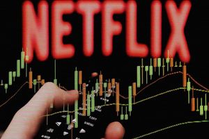  سهام رسانه‌های آمریکایی در پی تعرفه ۱۰۰ درصدی ترامپ بر فیلم‌های خارجی سقوط کرد