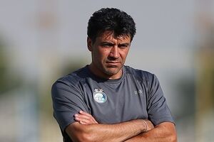 محمد نوازی از استقلال جدا شد
