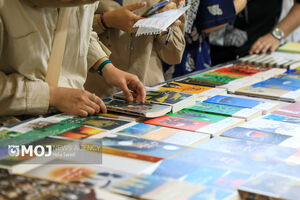 ۵۵ هزار جلد کتاب به ۱۶۰ کتابخانه محروم خراسان رضوی اهدا شد