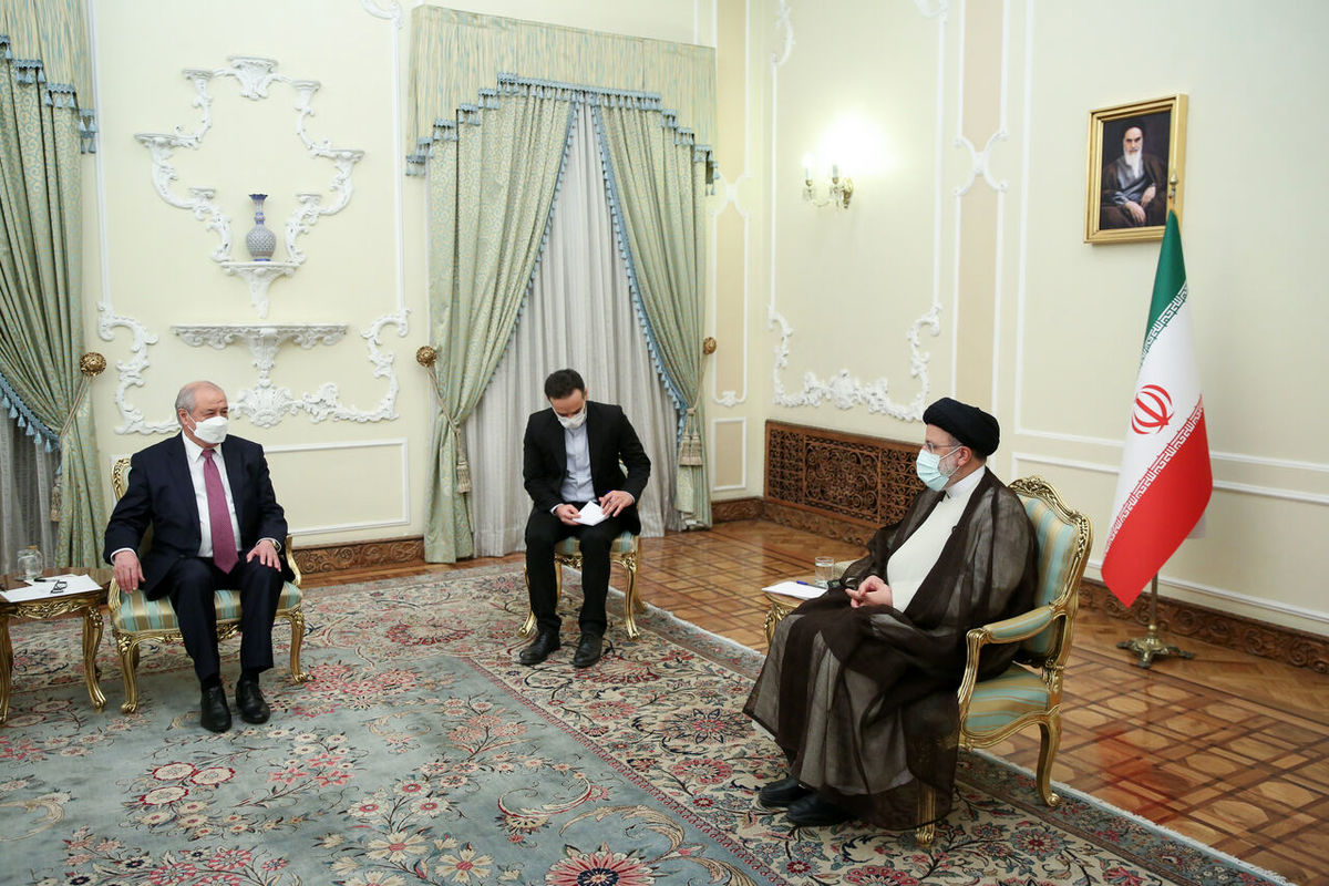 دیدار سید ابراهیم رئیسی با عبدالعزیز کاملف