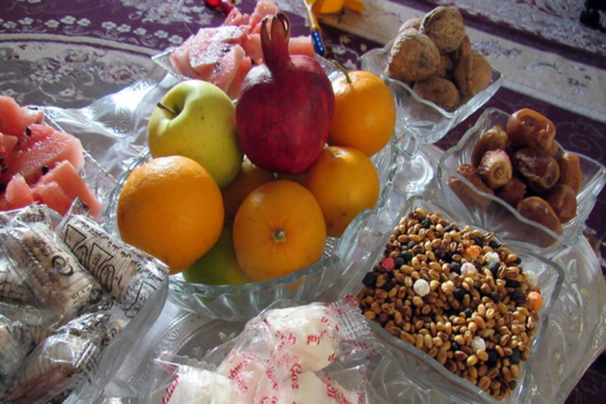 بسته های شب یلدا ایتام