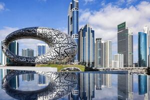 فرار از دبی شروع شده است