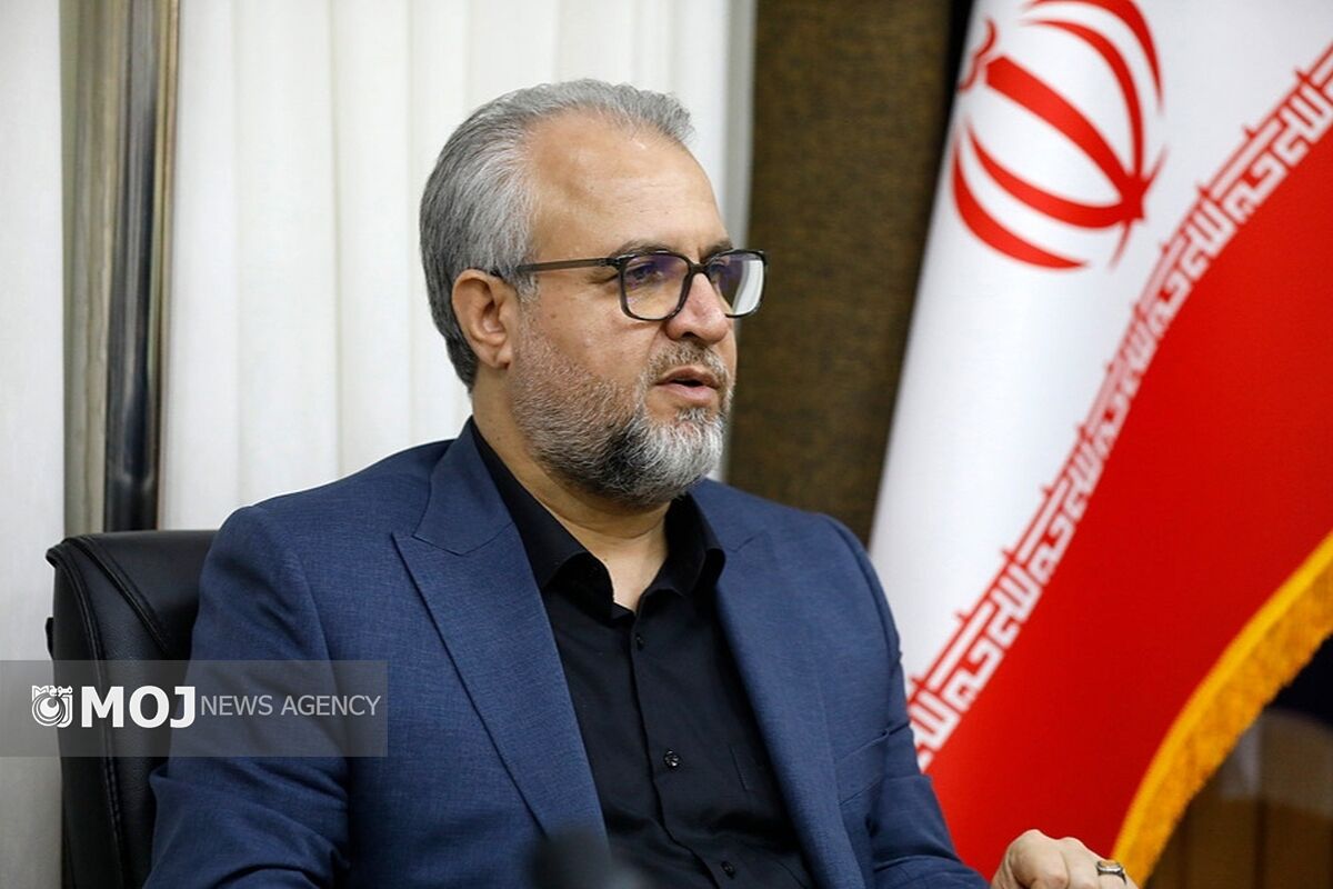 سیروس مدیر کل صدا و سیمای کیش