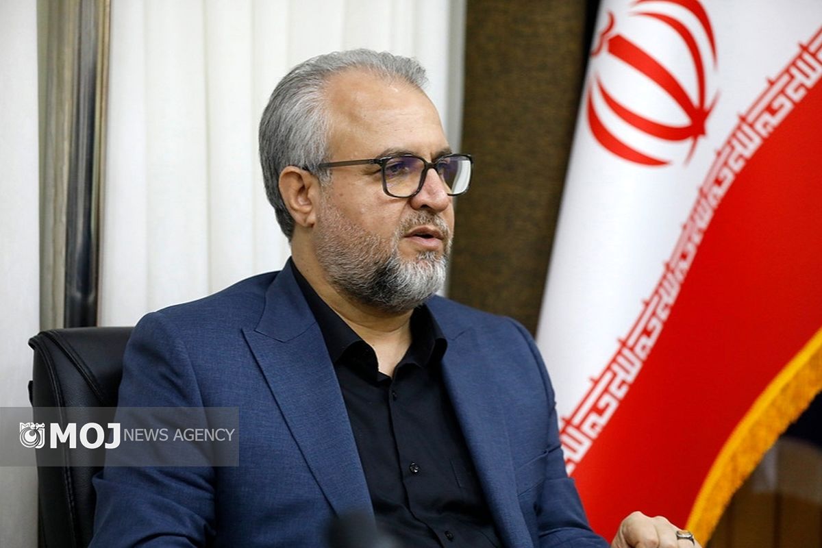 سیروس مدیر کل صدا و سیمای کیش