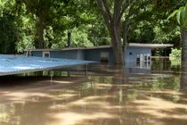 ده ها کشته و زخمی در سیل مقدونیه + عکس