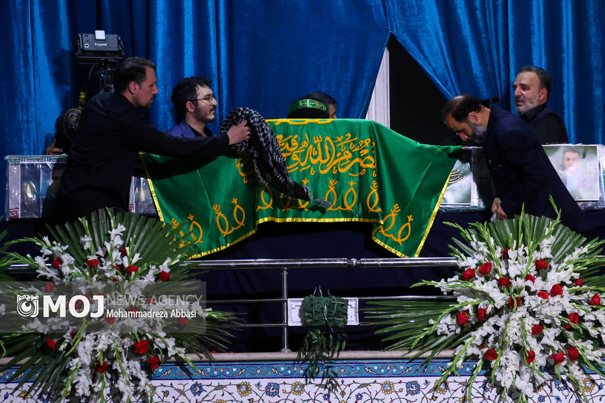 وداع با پیکر شهدای خدمت در مصلای امام خمینی (ره) تهران _ ۱