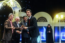 نود روز بی نود/جای عادل فردوسی پور به شدت خالی است