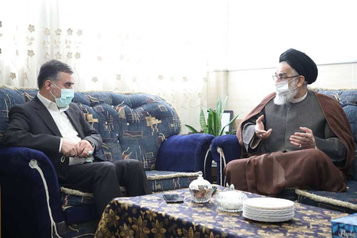استاندار مازندران در دیدار با آیت الله پیشنمازی