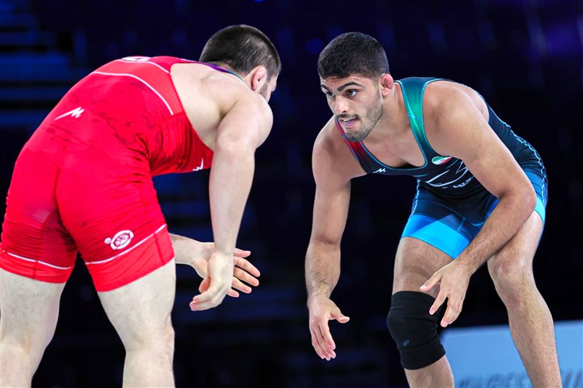 کشتی گیران جوان مازندرانی