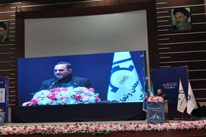 کاهش حجم اقتصاد دولتی ضروری است