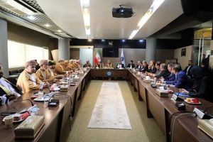 سرمایه گذاری مشترک ۱۲ واحد تولیدی فارس با تجار عمان 