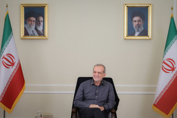 امشب گزیده نشست پزشکیان با فعالان سیاسی پخش می‌شود 