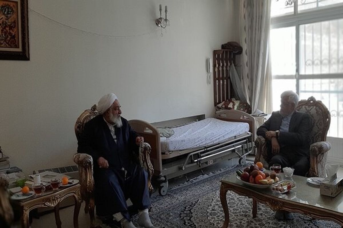 دیدار عارف با آیت‌ الله جلالی خمینی