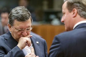 موج انتقادها از به کار گیری باروسو در بانک آمریکایی