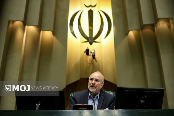 افزایش ۲۰ درصدی حقوق کارمندان دولت با تورم همخوانی ندارد