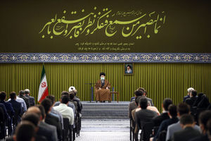 مسئولان را از کار نمایشی برحذر بدارید/ جمهوری اسلامی بدون نیروی جوان مؤمن و پر انگیزه پیش نخواهد رفت